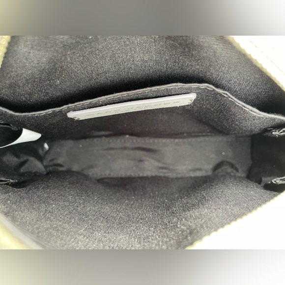 Marc Jacobs Dome Crossbody Bag Saffiano Leather Silver-Tone Hardware - Picture 5 of 14